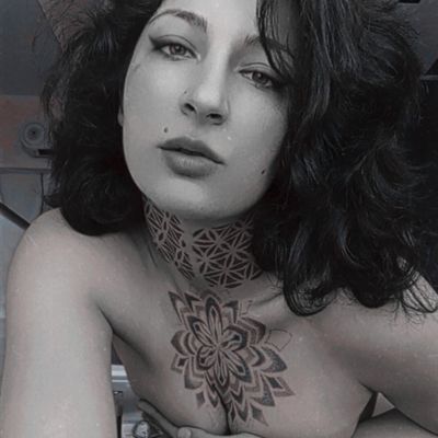 Porcellina camgirl italiana