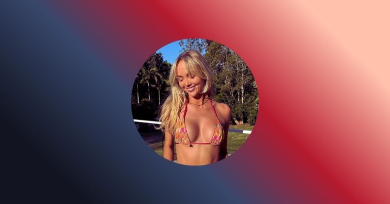Annie Knight Onlyfans - Copertina