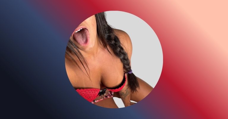 hotbronzeada camgirl